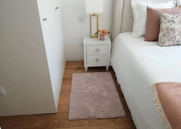 Puro Homes Lejlighed